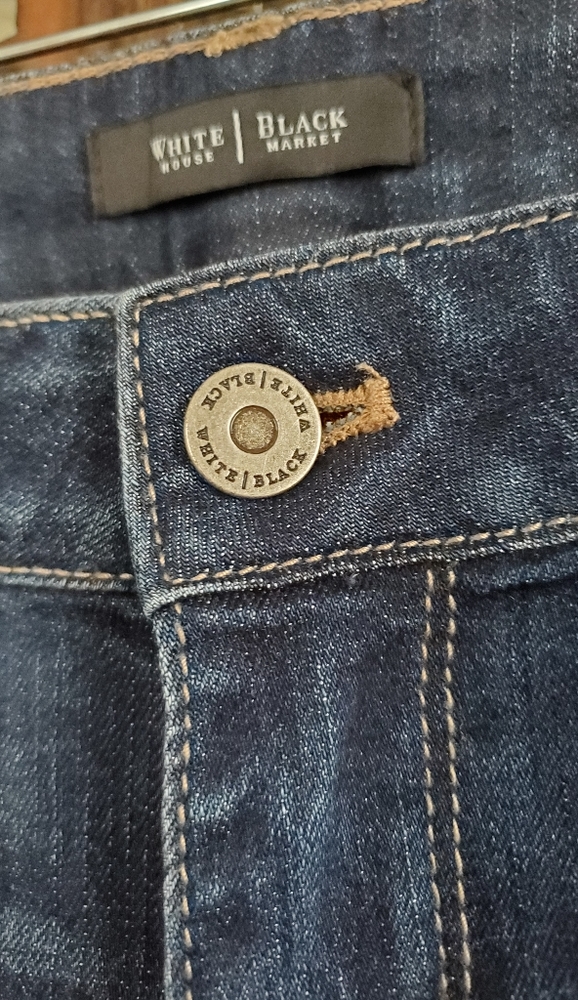 WHBM Slim Crop Skinny Jeans - Picture 2 of 6